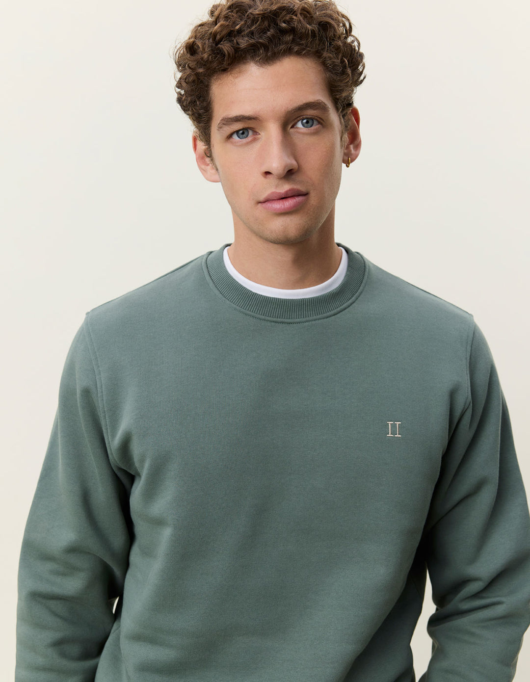 Core Seasonal Sweatshirt Laurel Wreath Green
