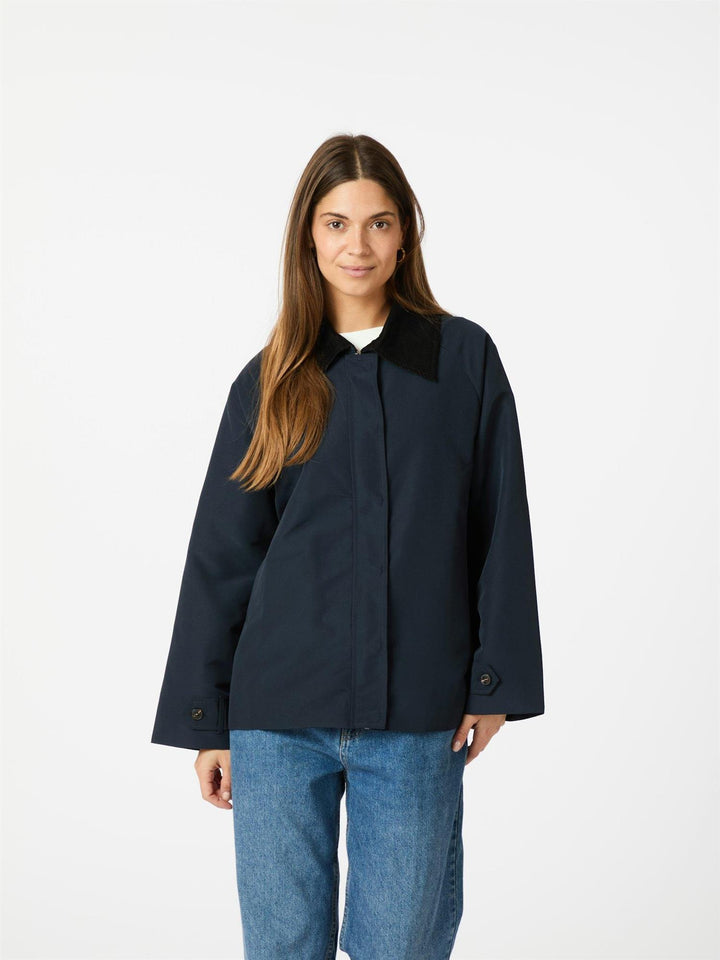 Gatbi Clean Jacket  Navy