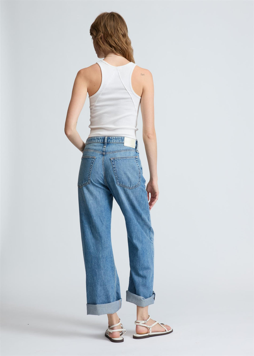 FEATHERWEIGHT BAGGY DRE LOW-RISE BOYFRIEND  Orian