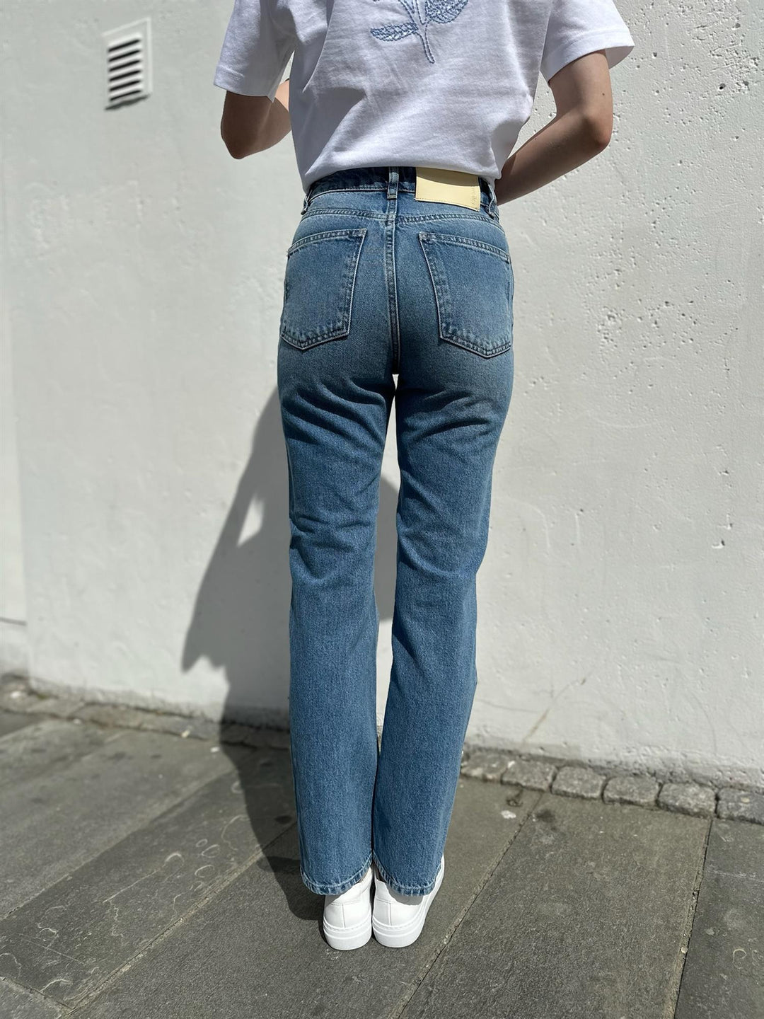 W Regular Jeans  Lt. Blue