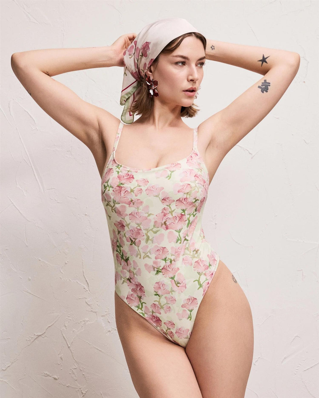 BETTY AGNES  Cream