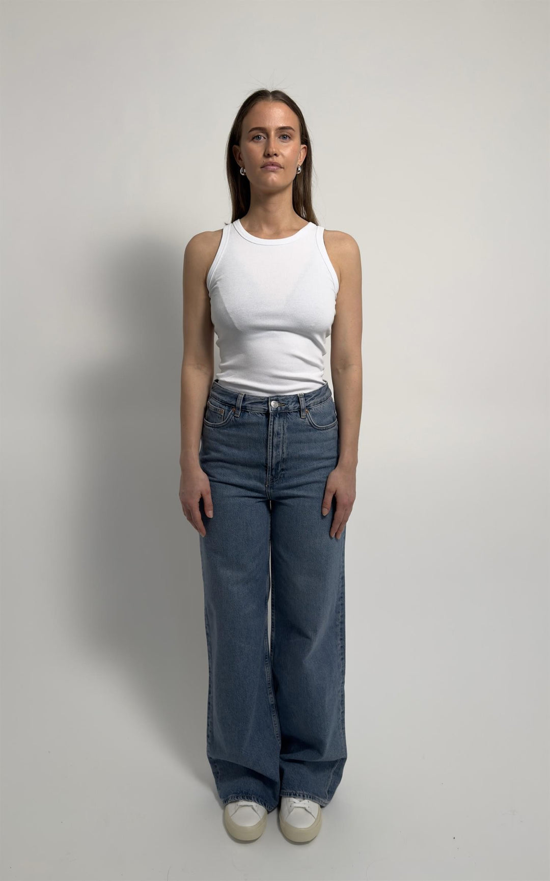 Alexo Tank  White