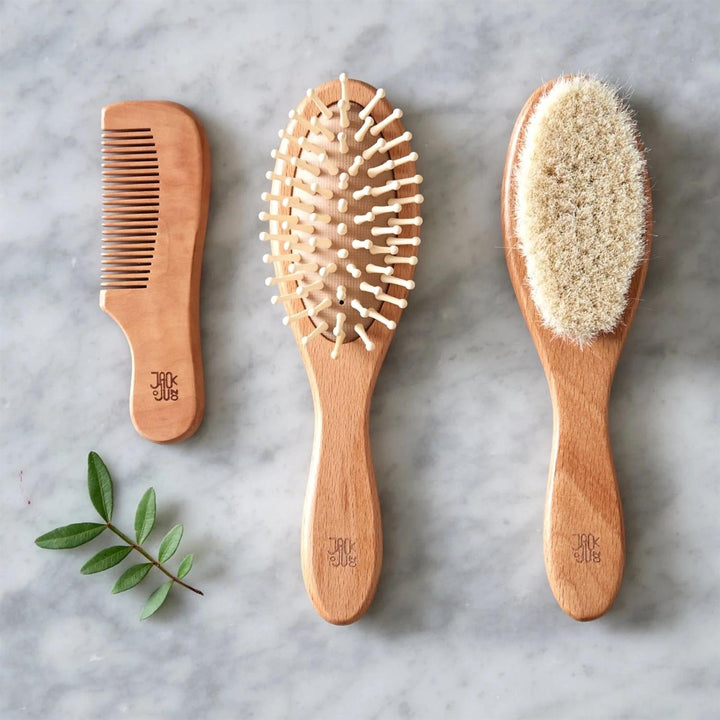 WOODEN HAIRBRUSH SET  Natural
