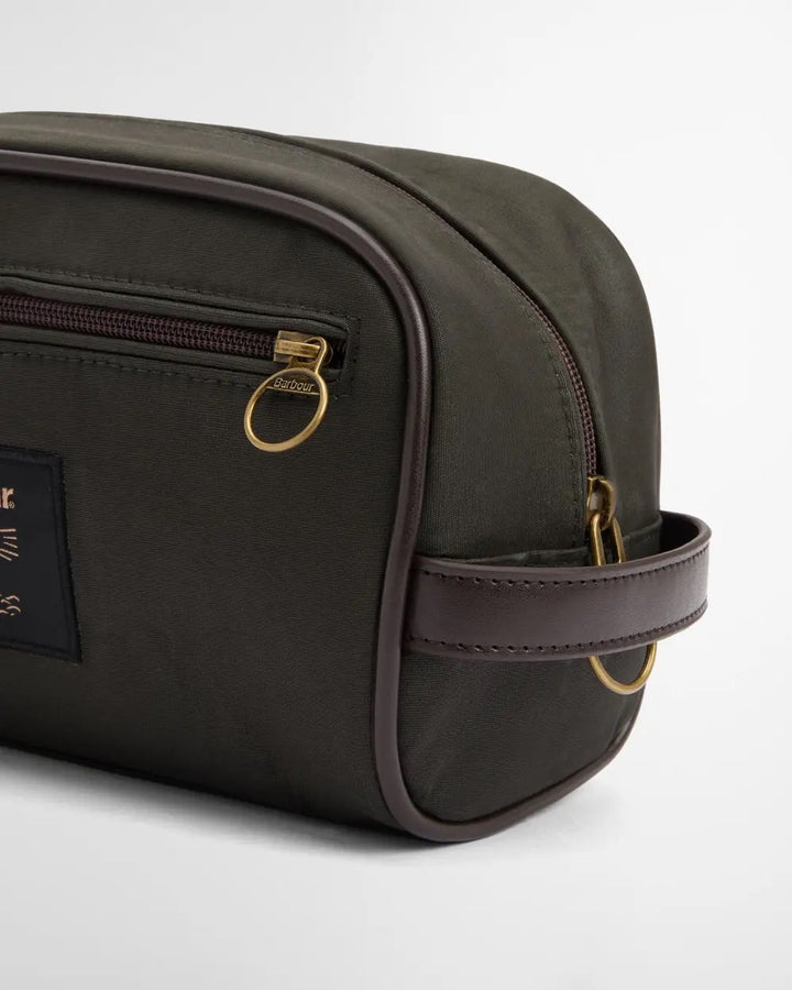 Barbour Wax Washbag  Olive/Beacon