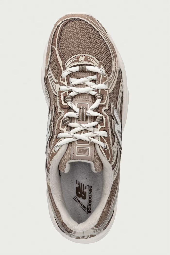 New Balance 740  Mushroom