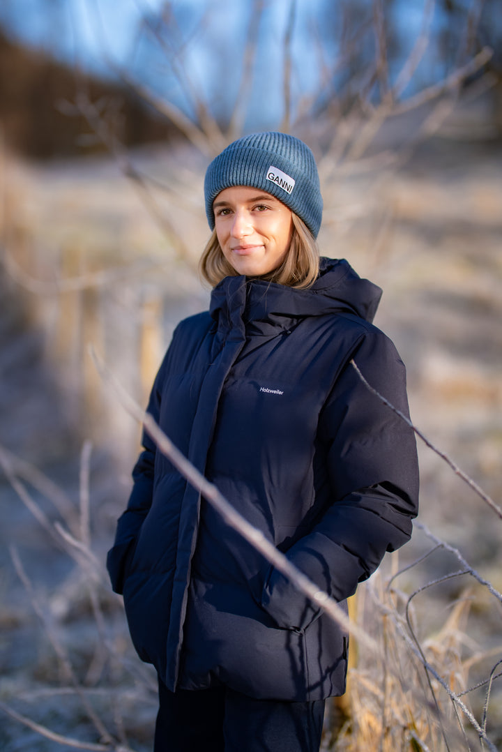 Besseggen Lt Short Jkt  Dk. Navy