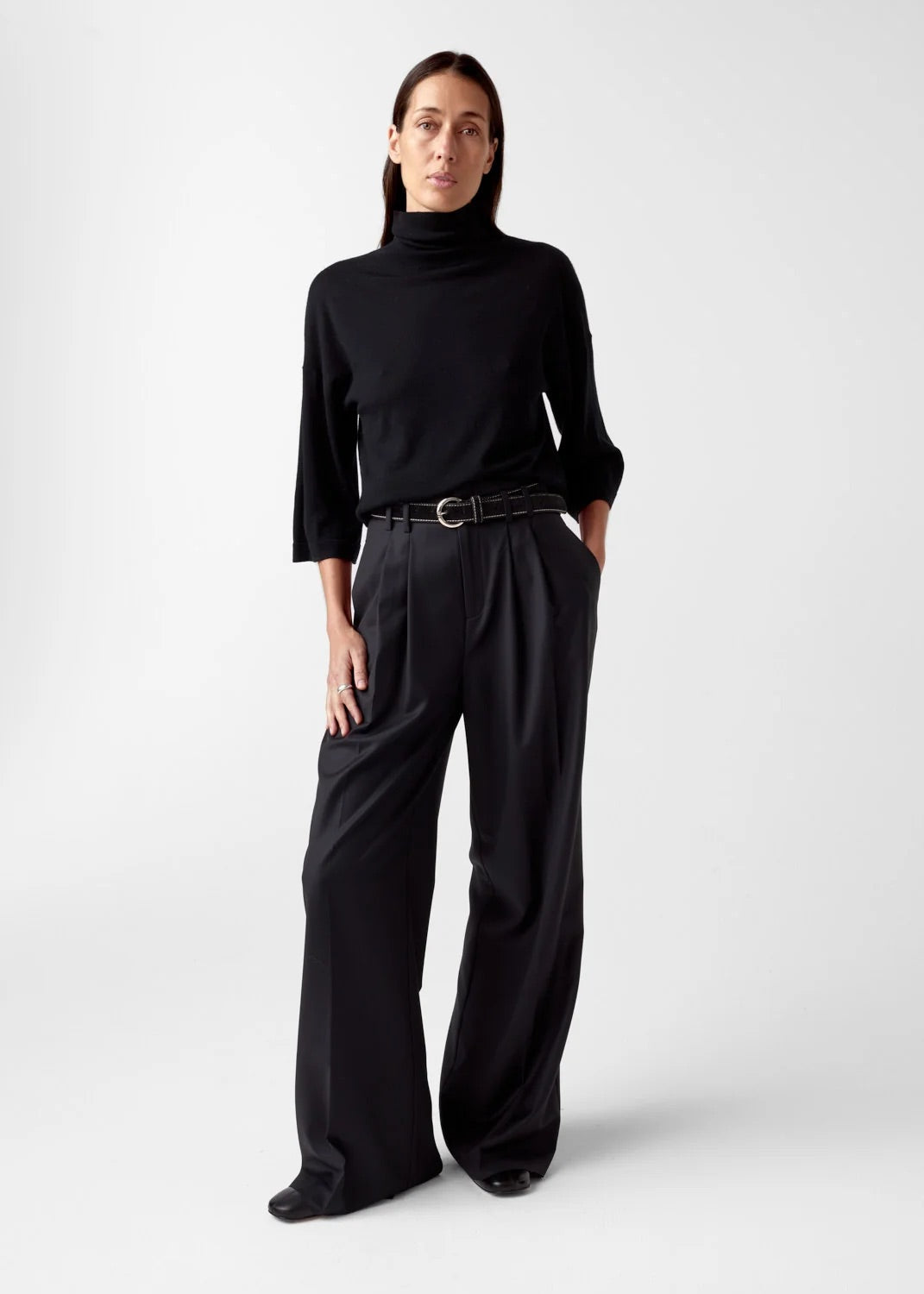 Tia Merino Knit  Black
