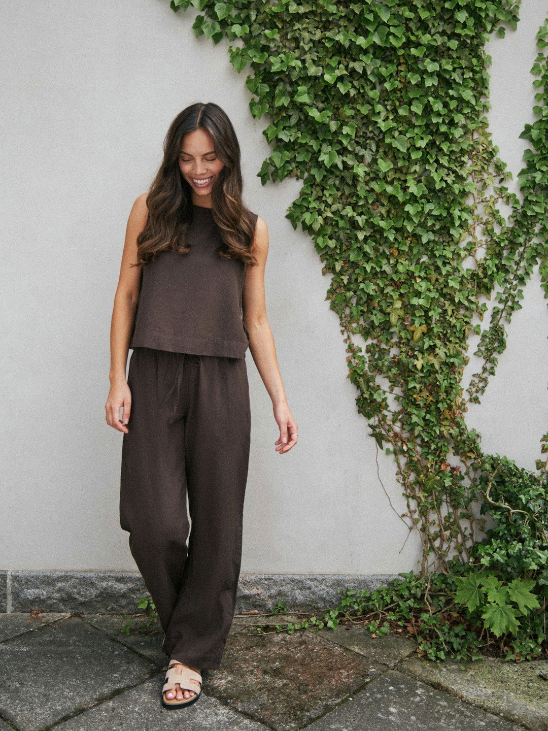 Svetlana Linen Top  Dark Brown