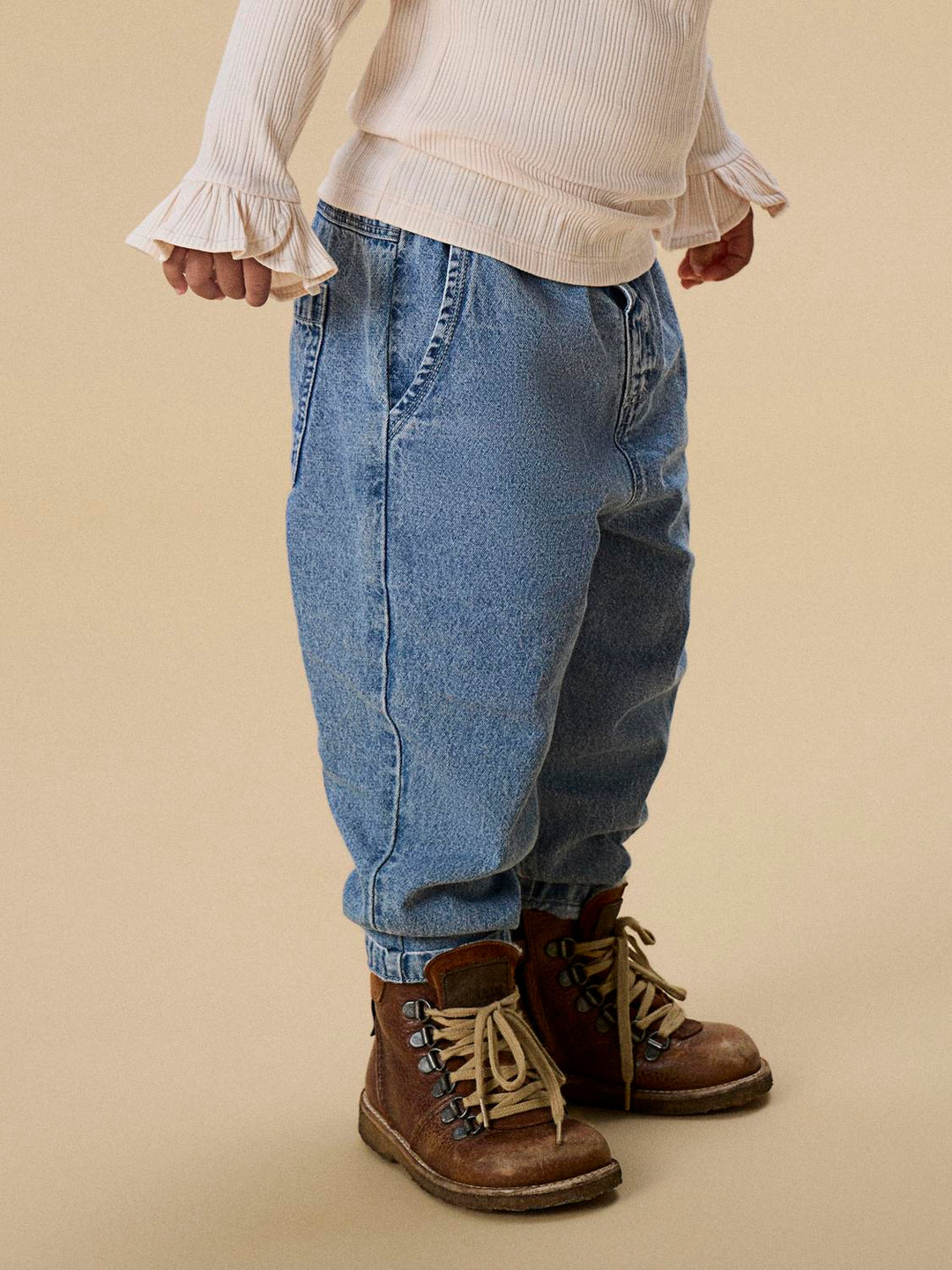 TAYA LOOSE JEANS  Medium Blue Denim