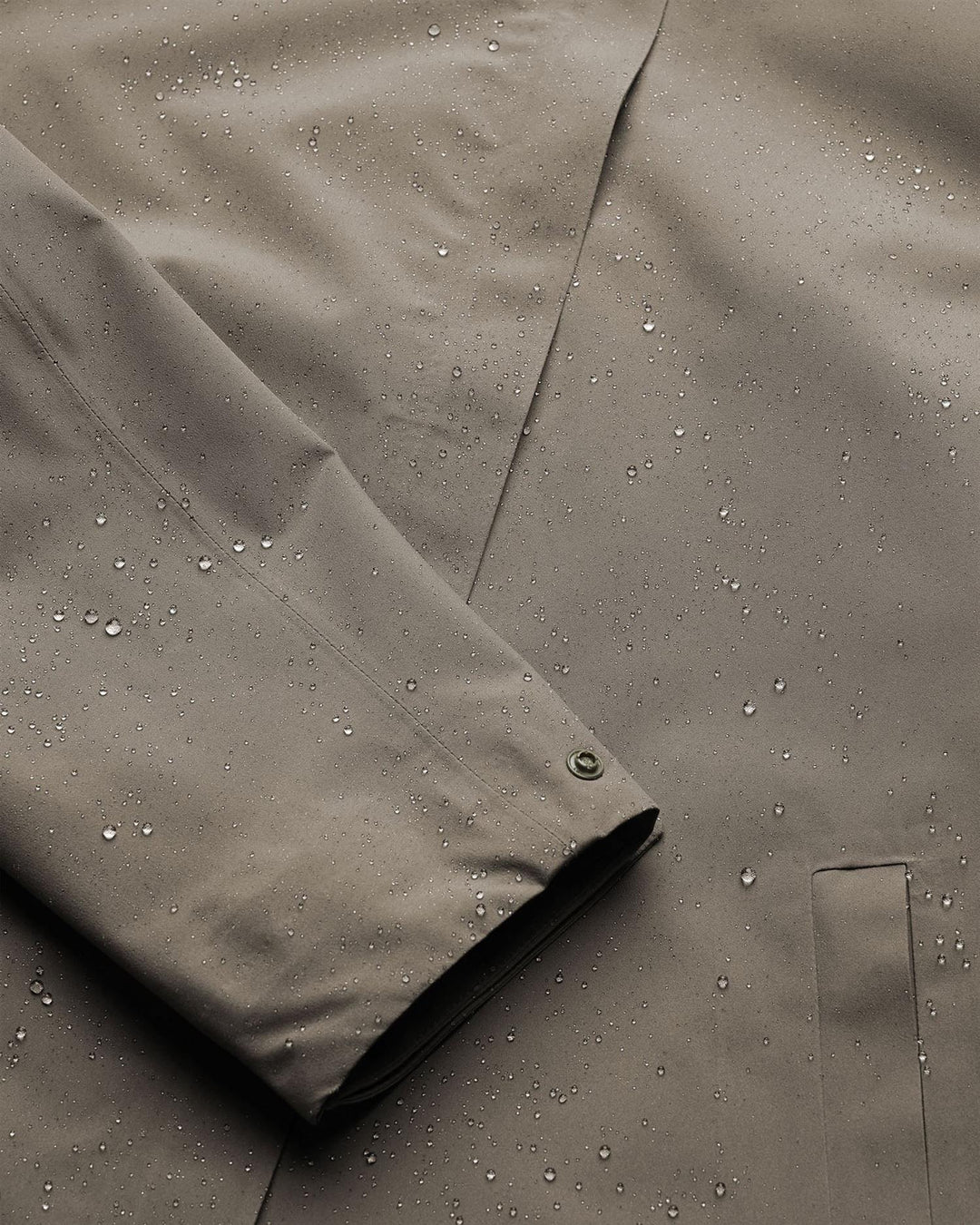 Flair Short Sand