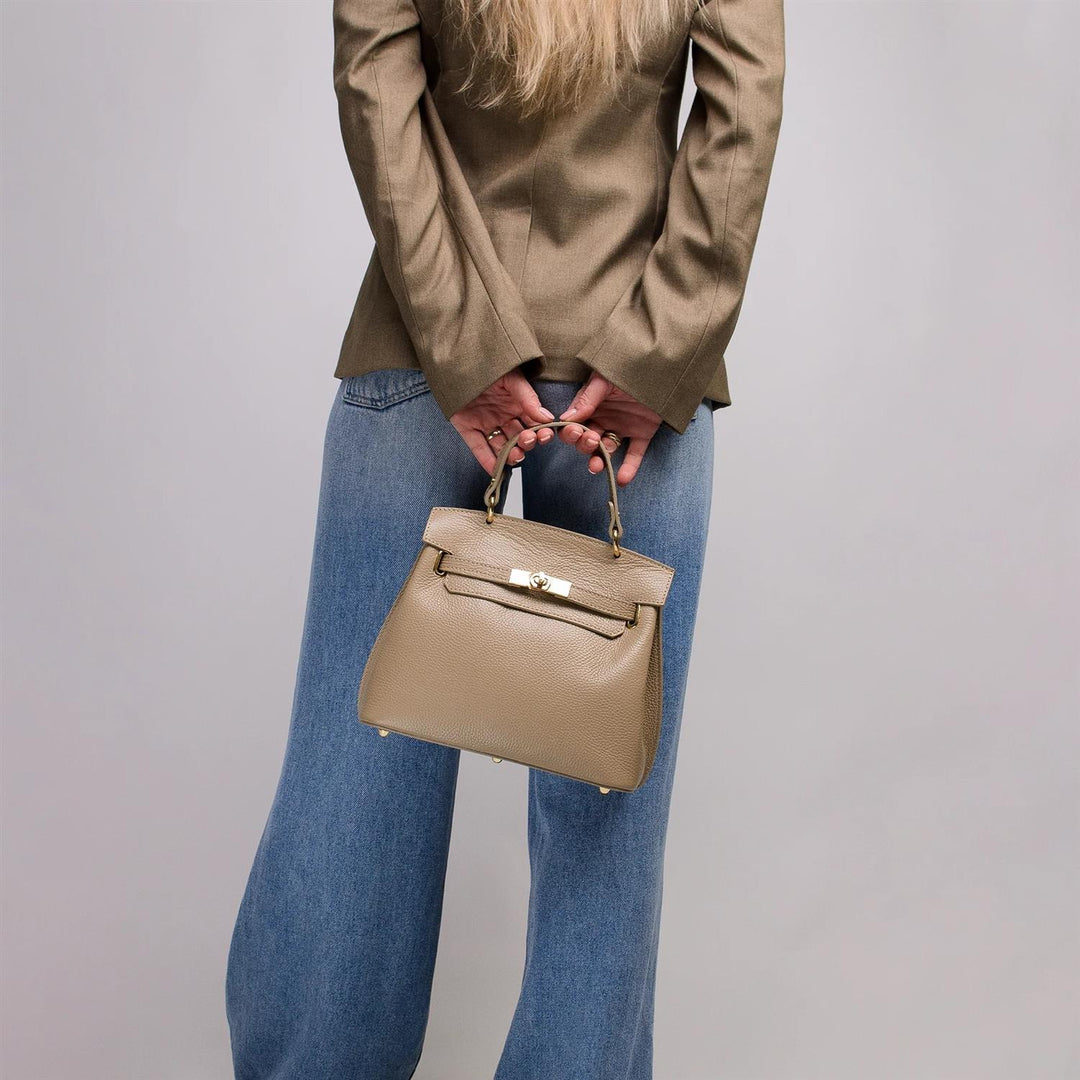 RIVOLI LEATHER  Light Taupe