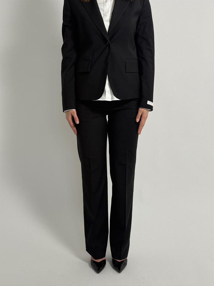 NOVE  Black