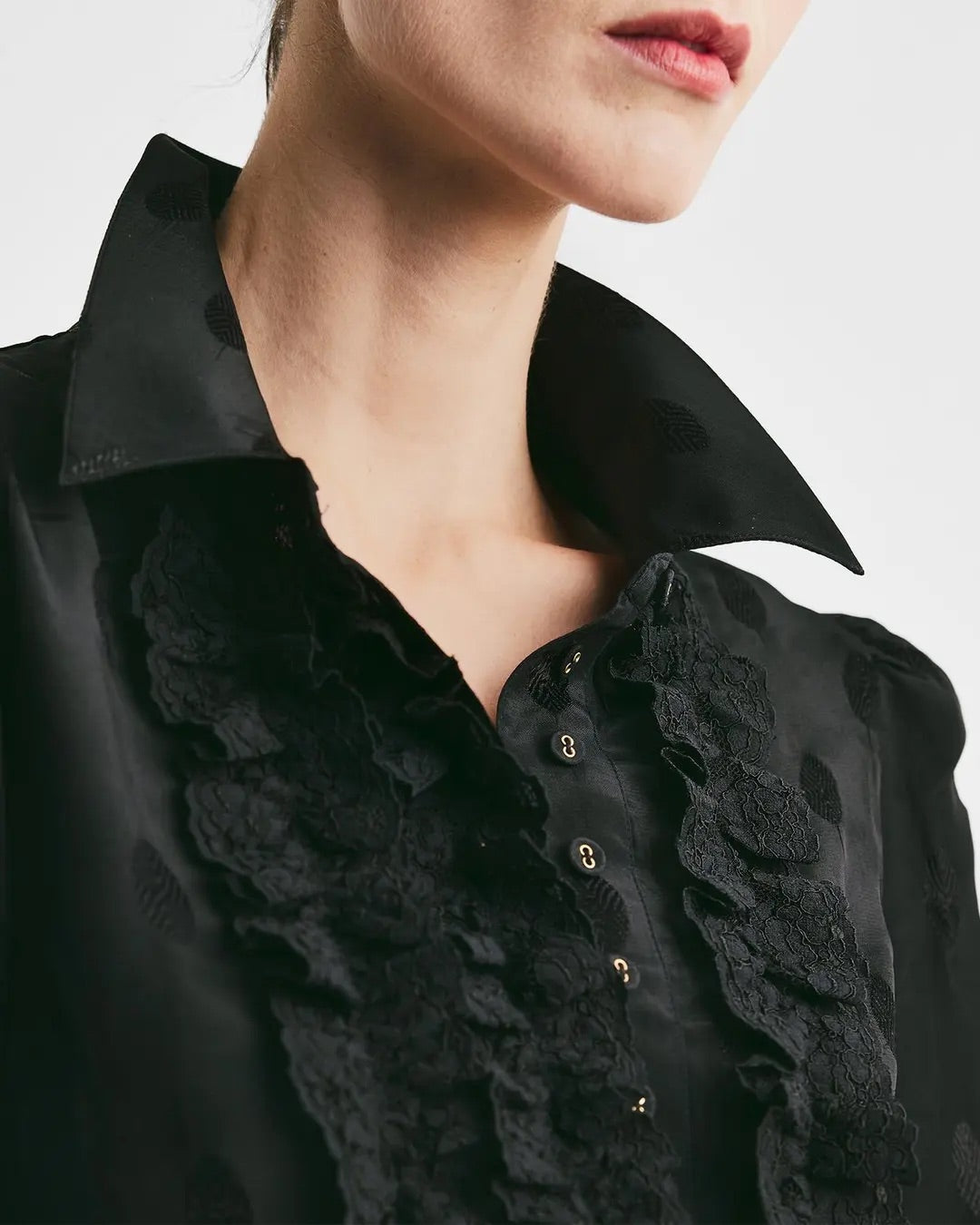 VISCOSE BLOUSE  Black