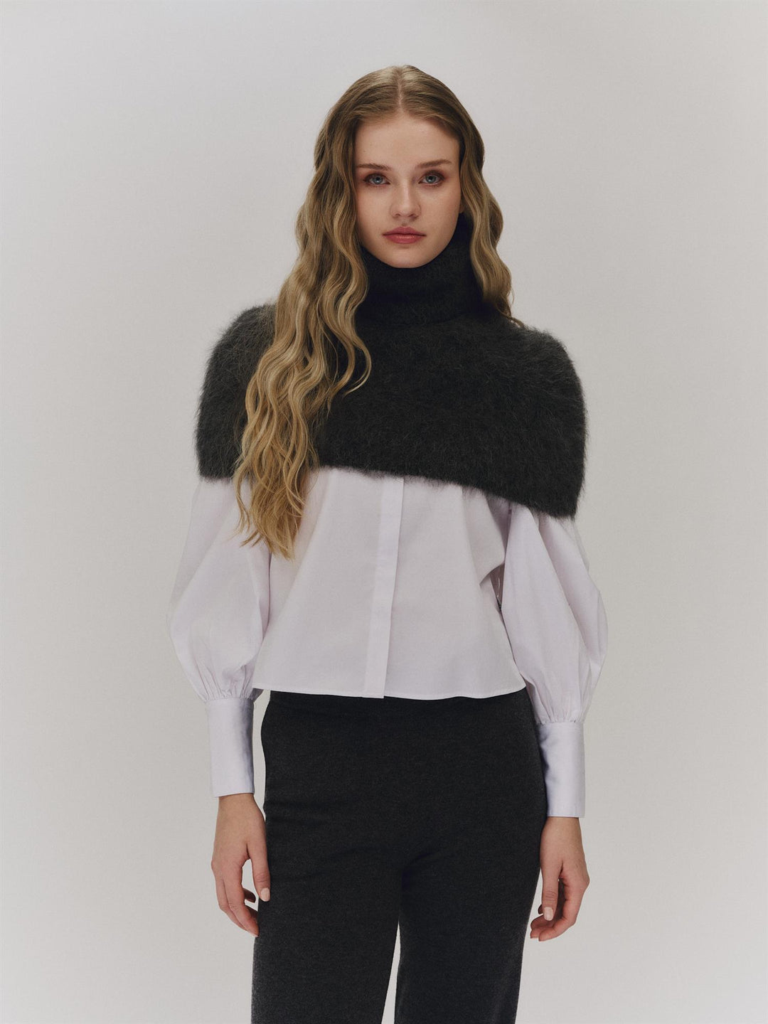 Sylvia chunky neck  Black