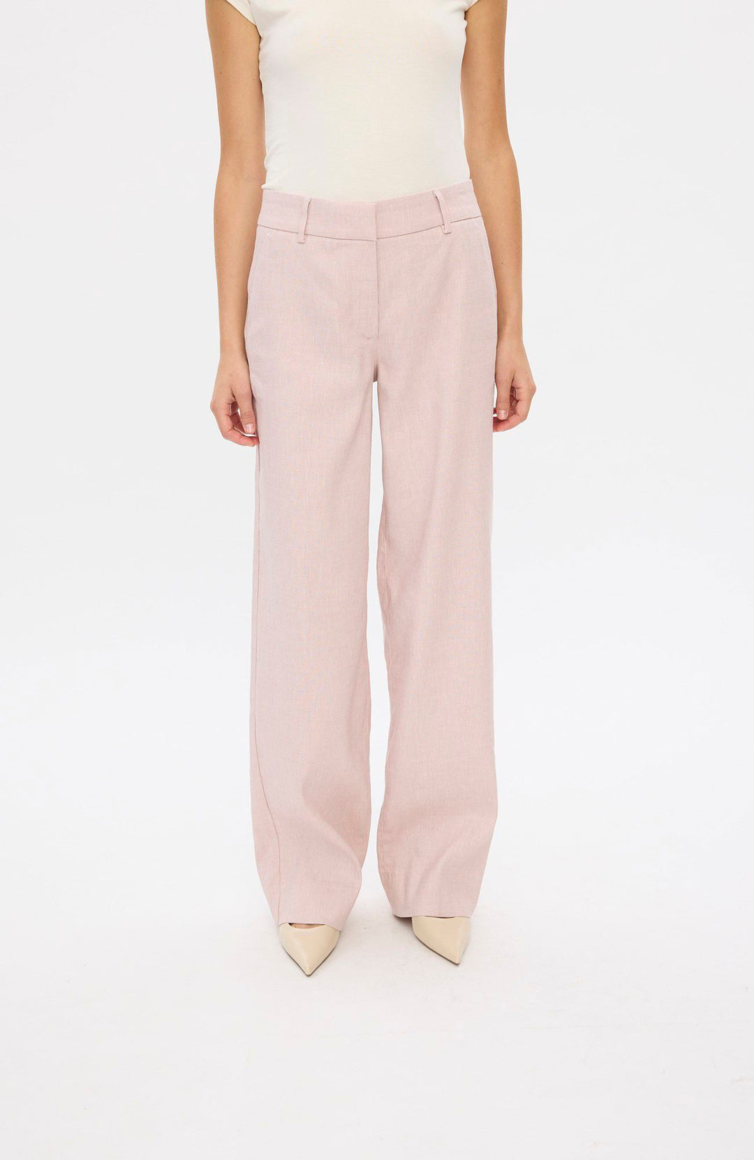 Denafv 769  Strawberry Cream Linen