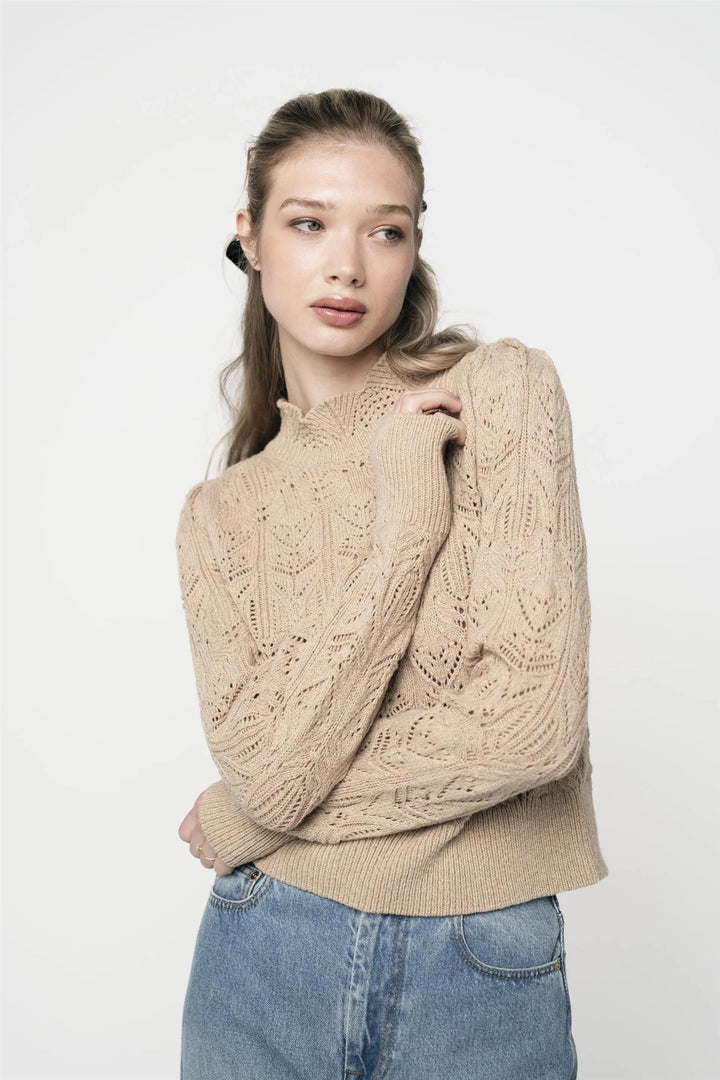 AMBER  Beige