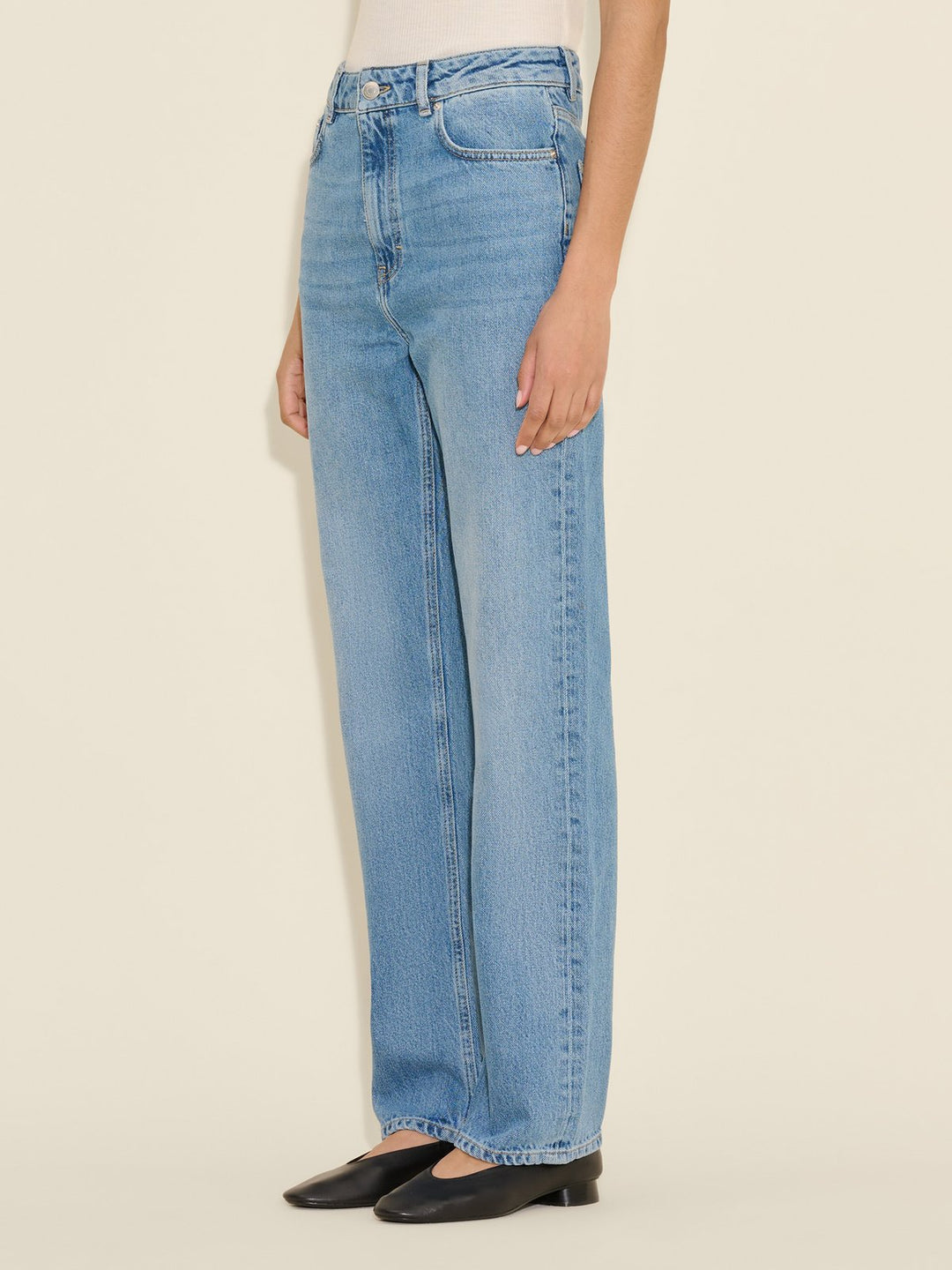 W Regular Jeans  Lt. Blue