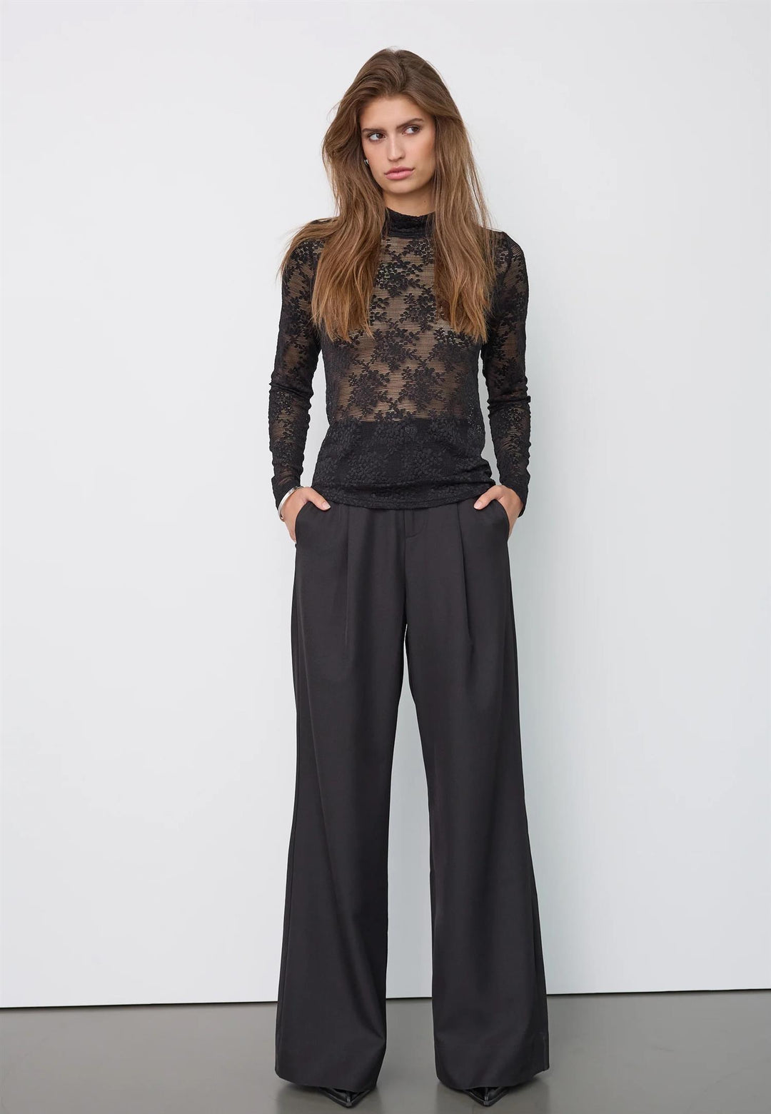 BirtaCC Turtleneck Blouse Black