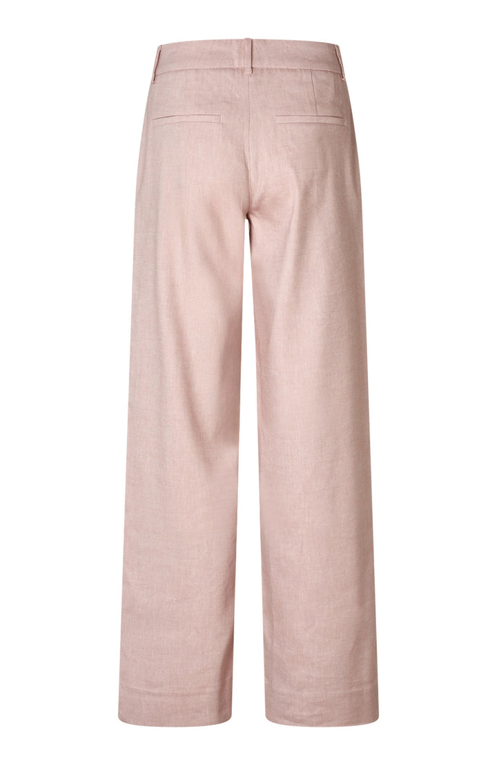 Denafv 769  Strawberry Cream Linen