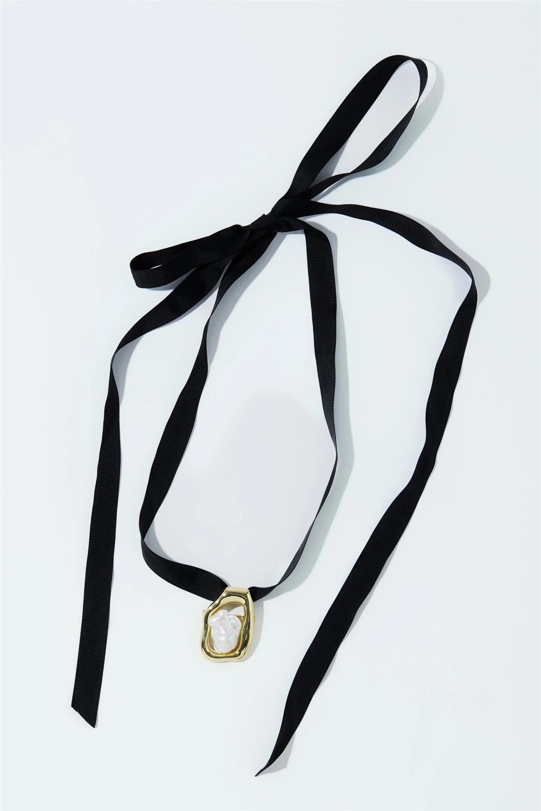 Rina Brooch  Gold