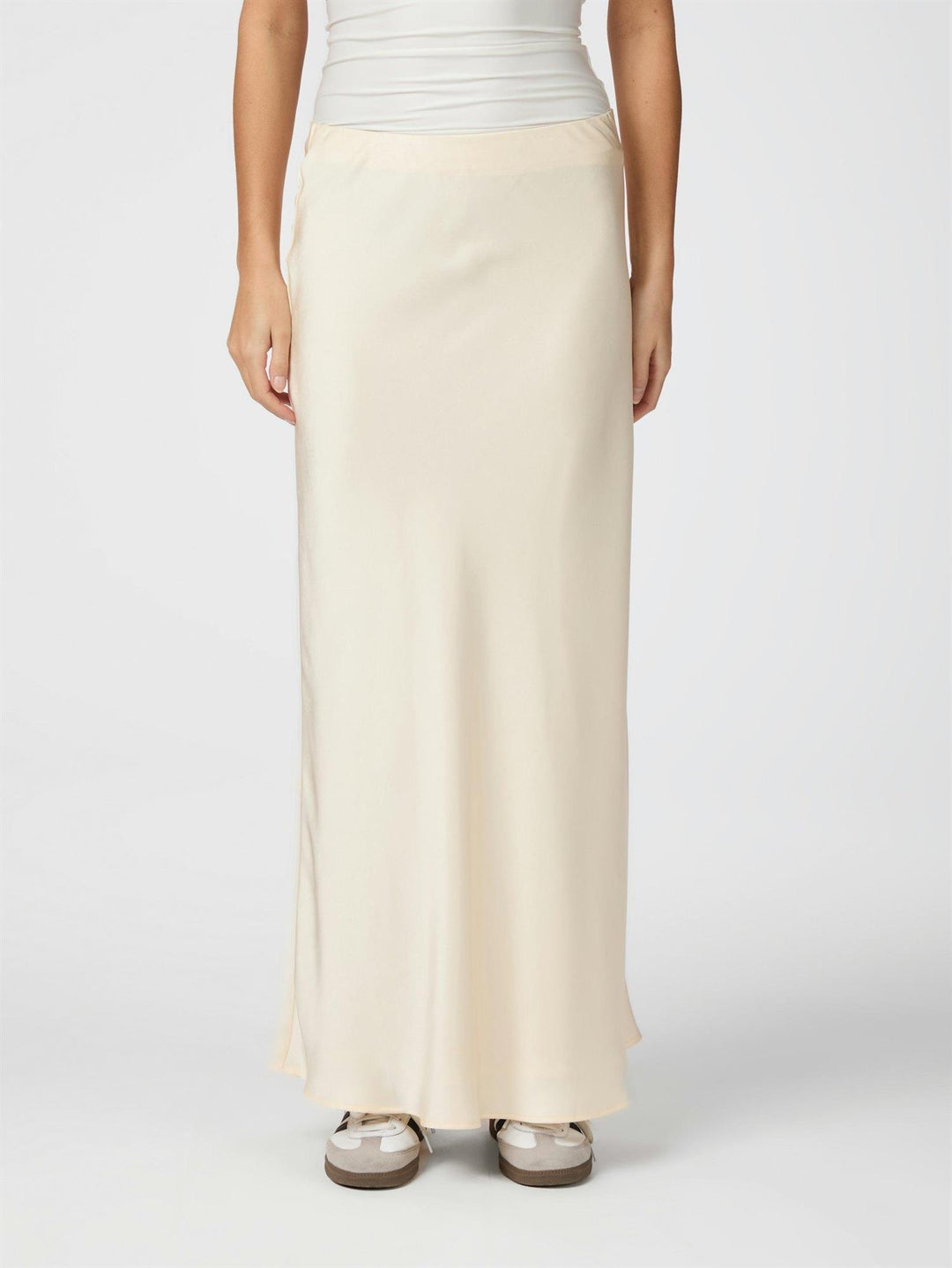Viso heavy sateen skirt  Pearl
