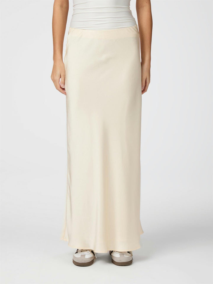 Viso heavy sateen skirt  Pearl