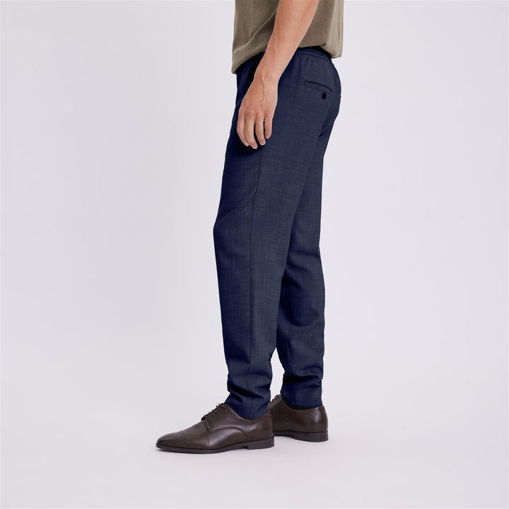 Theopl 769  Navy Linen