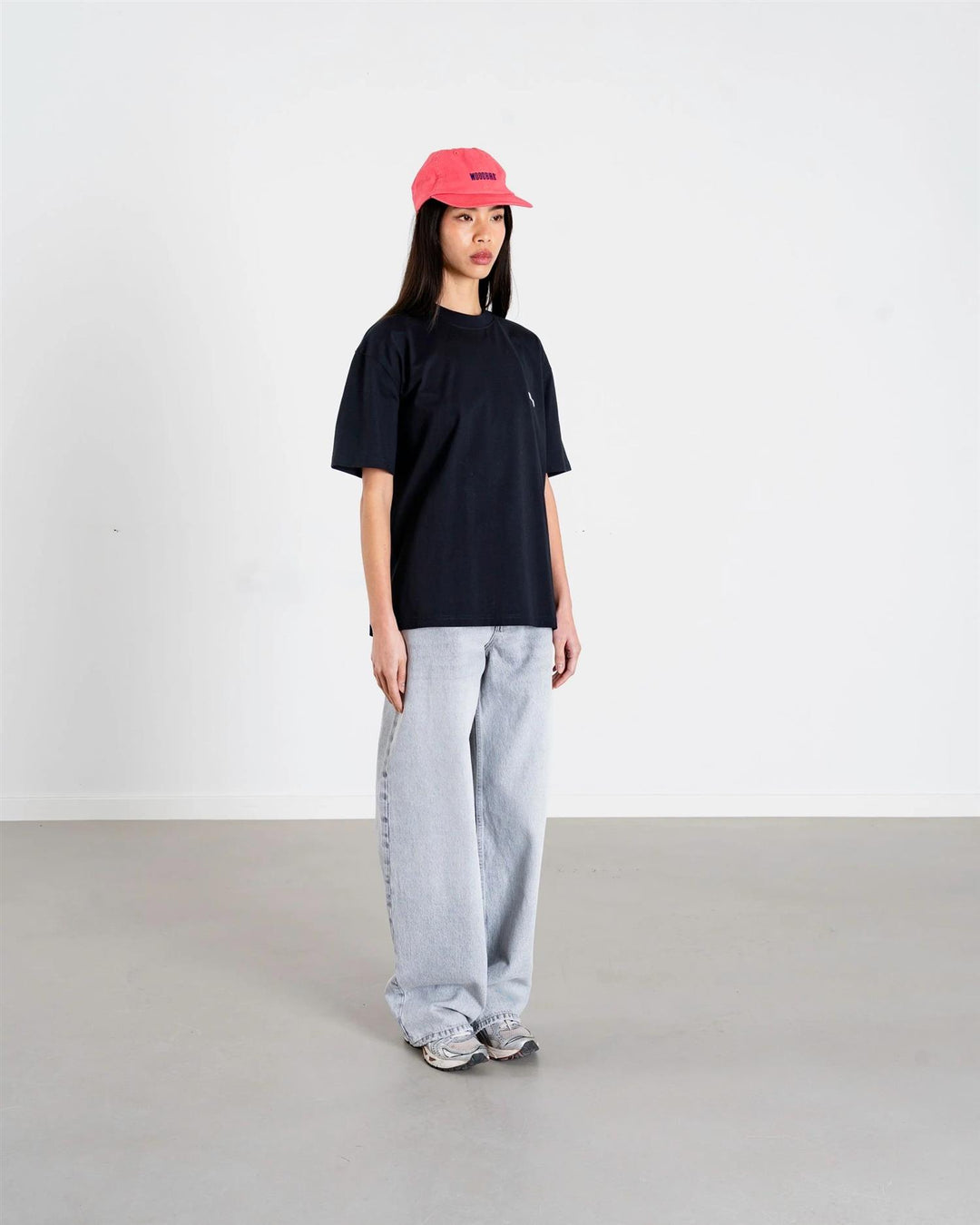WBBalo Ming Tee  Black