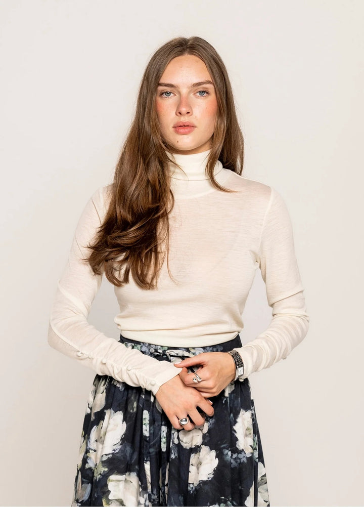Fenja Rollneck Ivory  Ivory