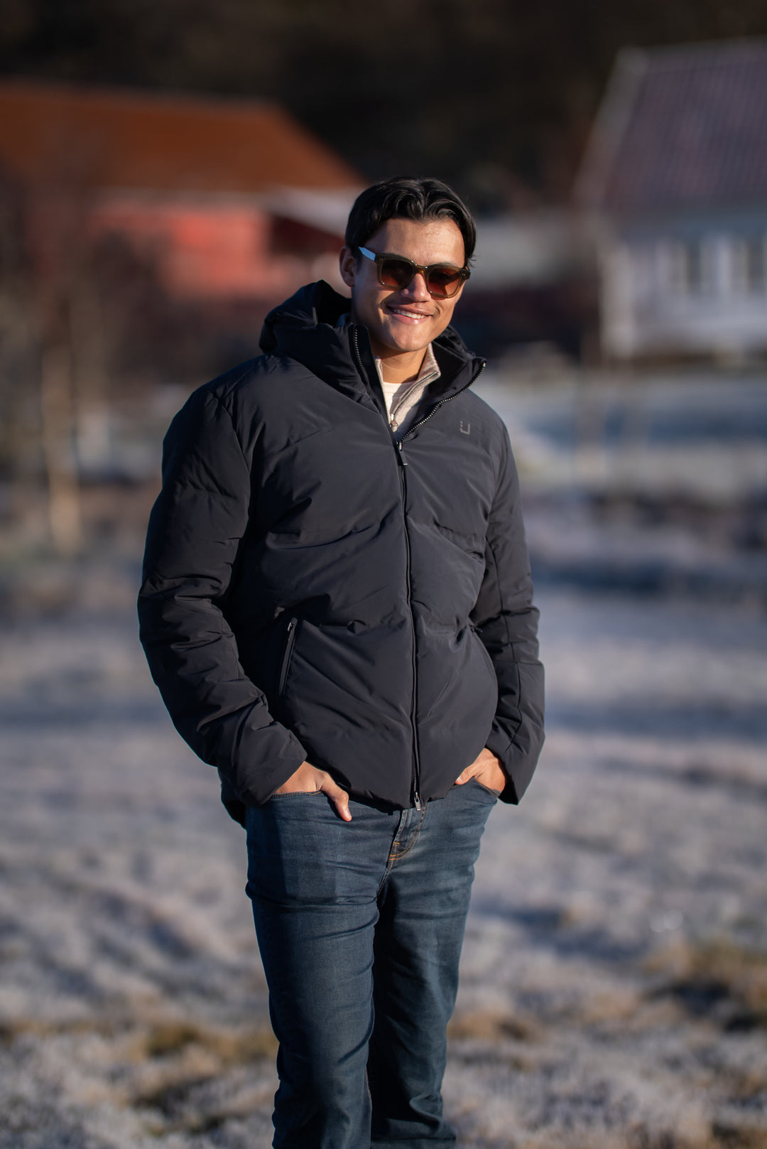 BOLT DOWN JKT  Black