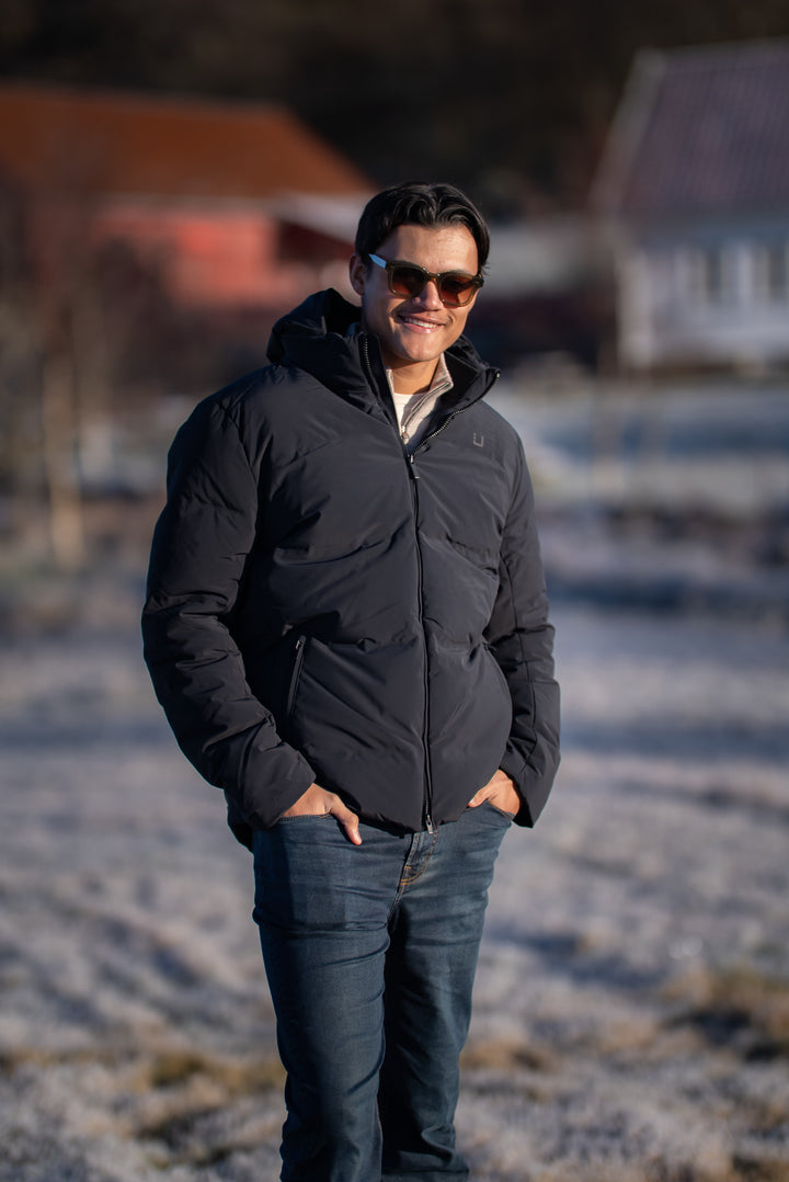 BOLT DOWN JKT  Black