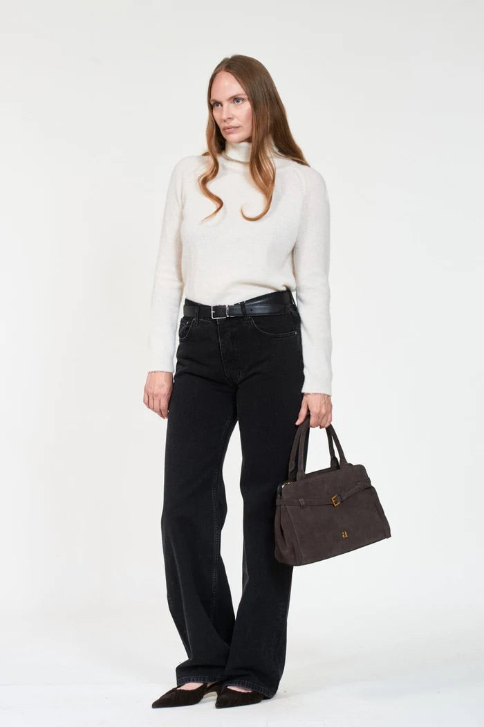 MIA  Offwhite