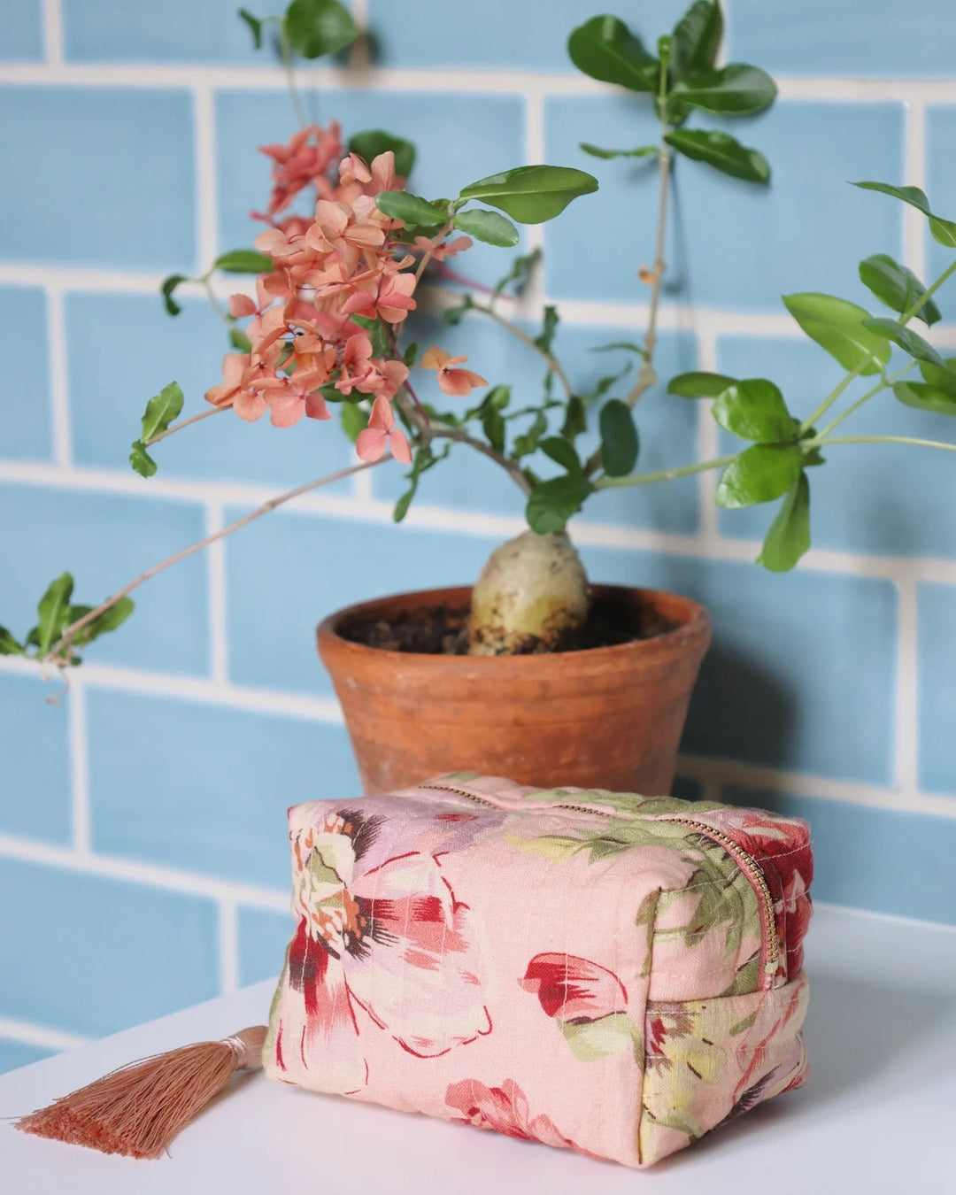 Makeup Bag Linen  Poppy Field