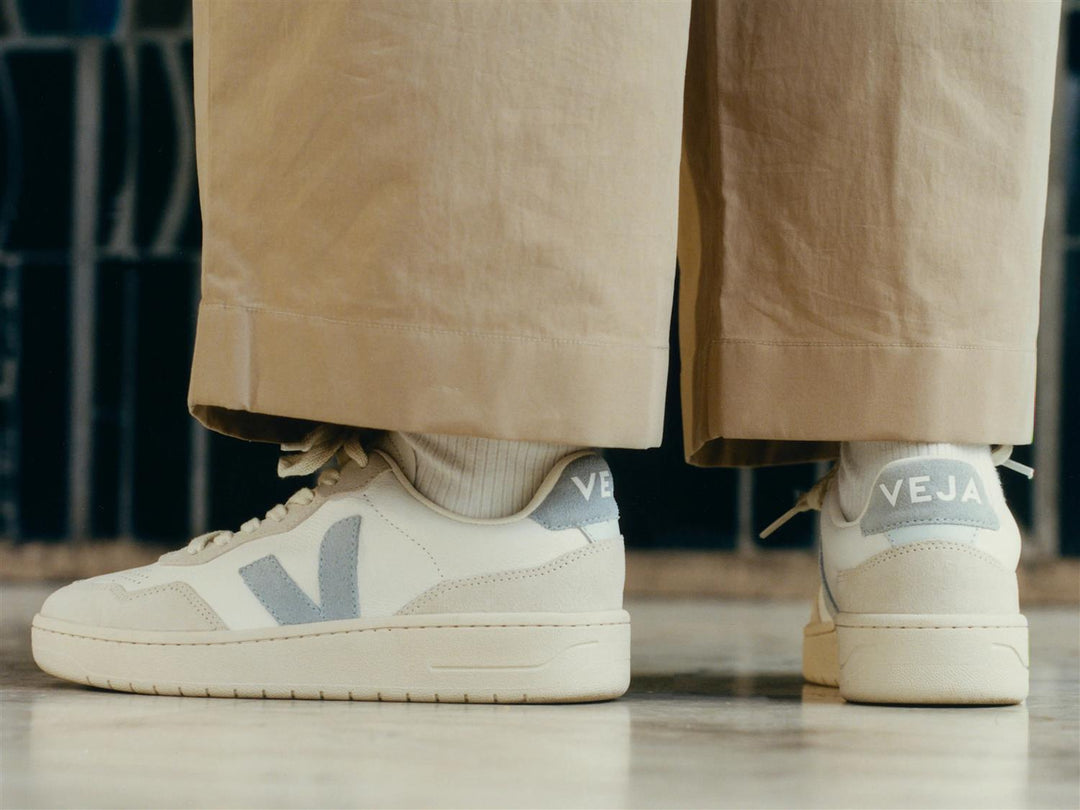 V-90  Extra-White_Steel