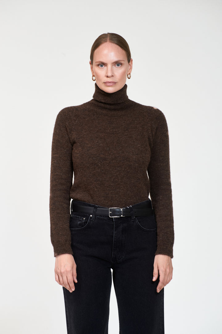 MIA  Dk Brown