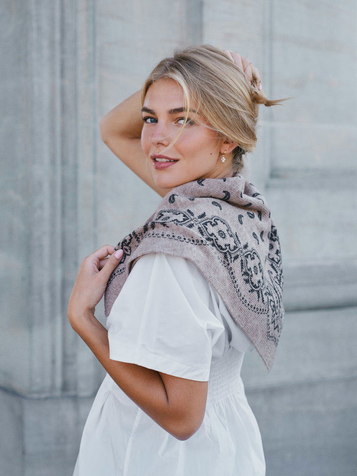 Adelina Paisley Knit Scarf  Beige Melange