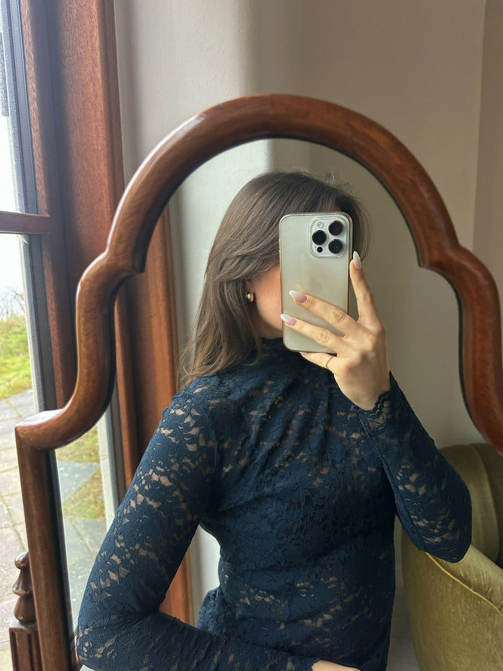 Liza Laceflower Blouse  Navy