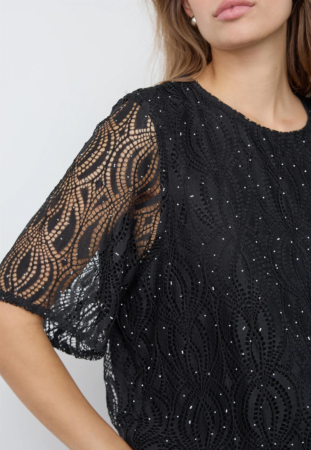 EricaCC Stone Lace SS Blouse Black
