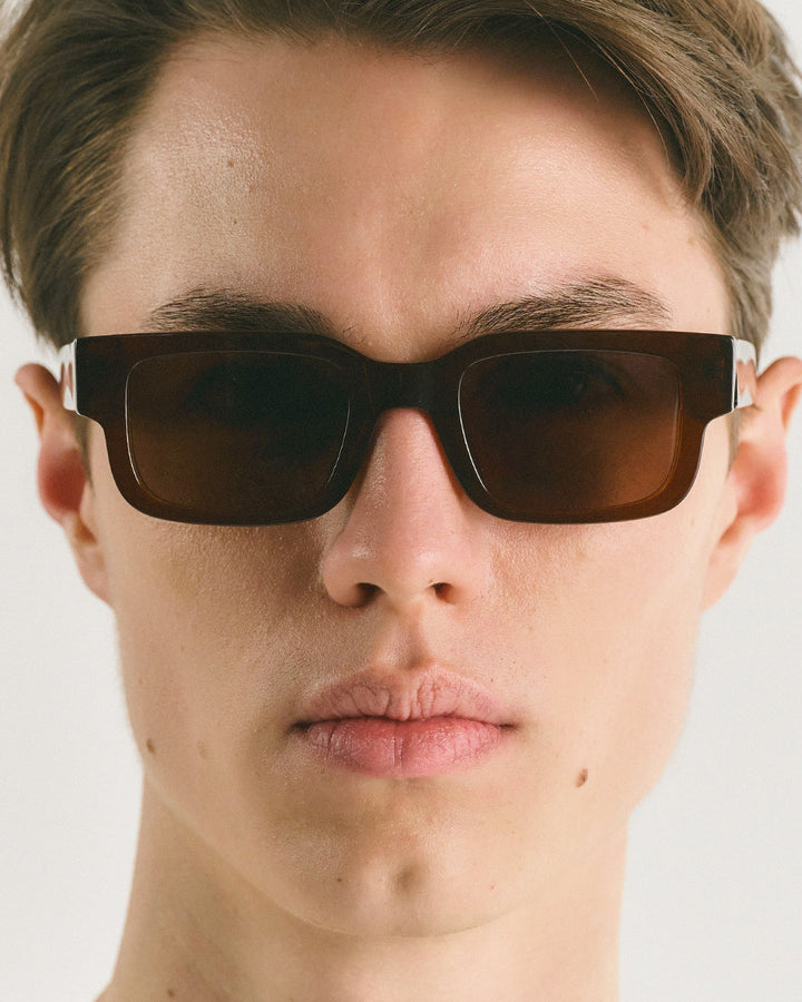 Leon Brown Brown  Brown