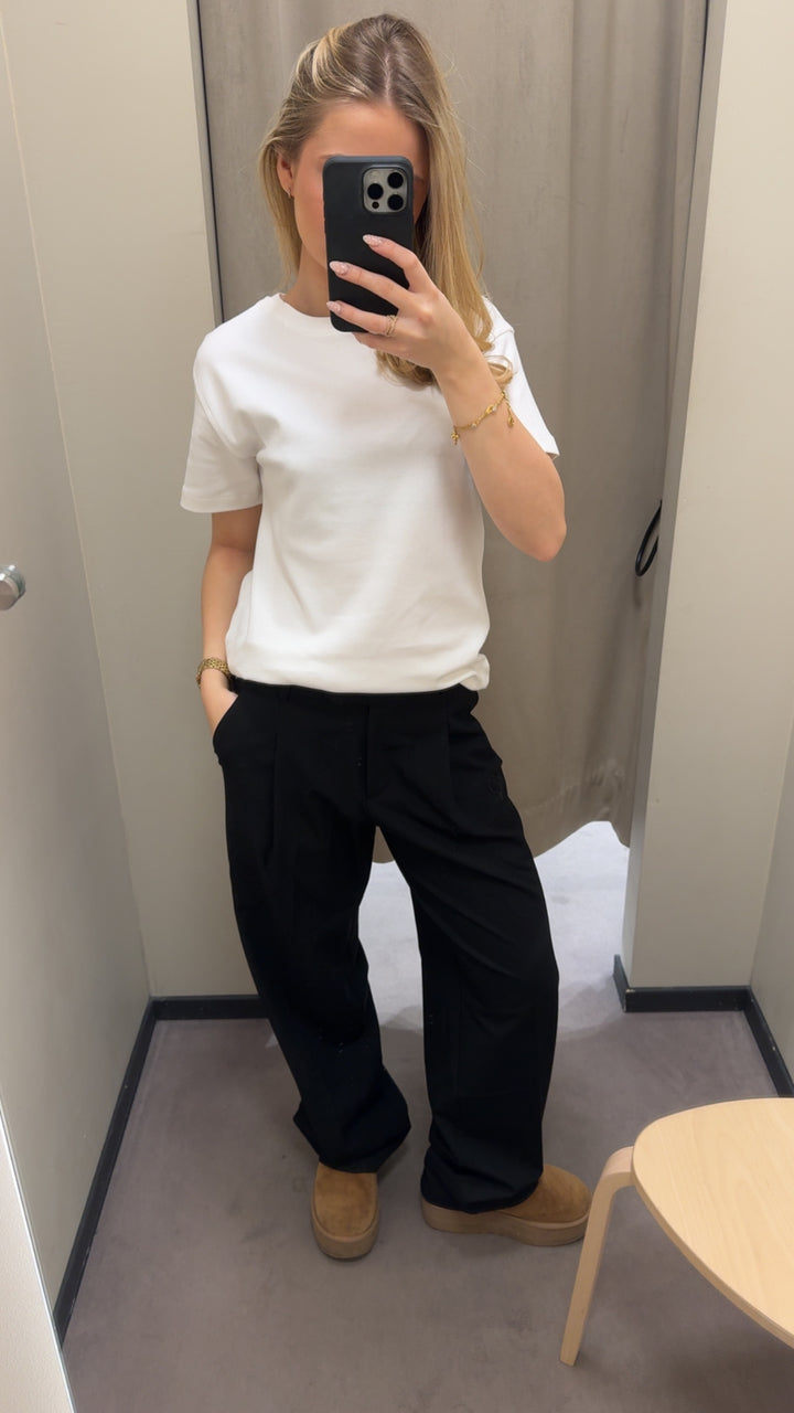 Elainefv 097  Black Ink