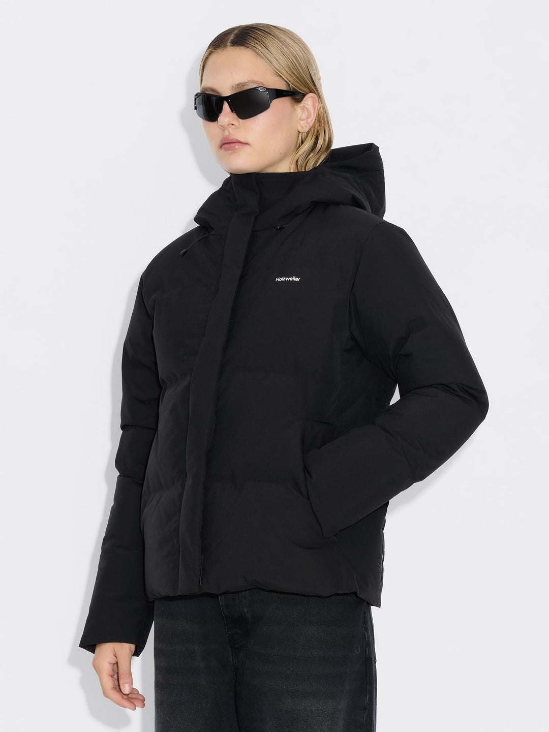 Besseggen Lt Short Jkt  Black