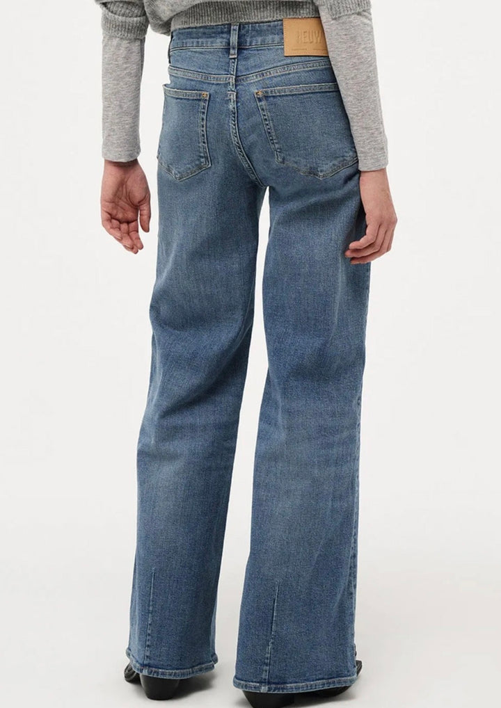 Eva Wide View  Mid Vintage Blue