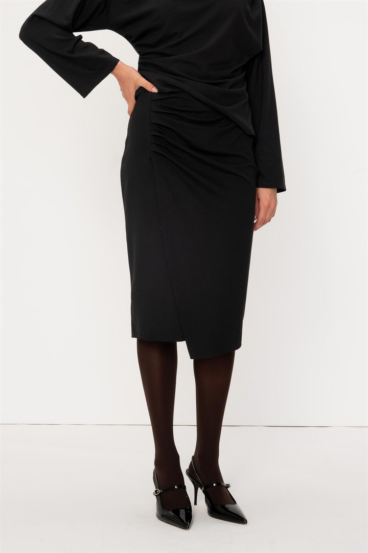 Hadar  Black
