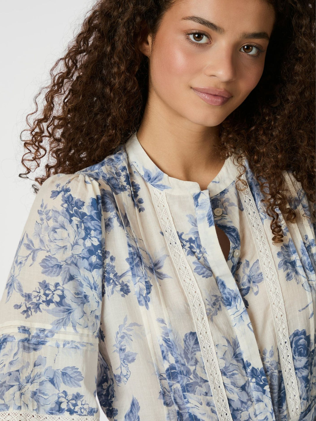 ROBERTA FLOWER FLOW DRESS  Light Blue