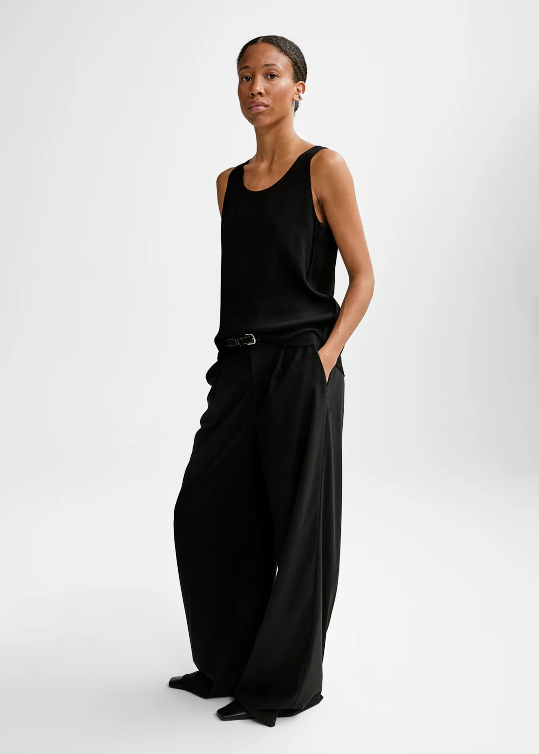Nur Viscose Top  Black