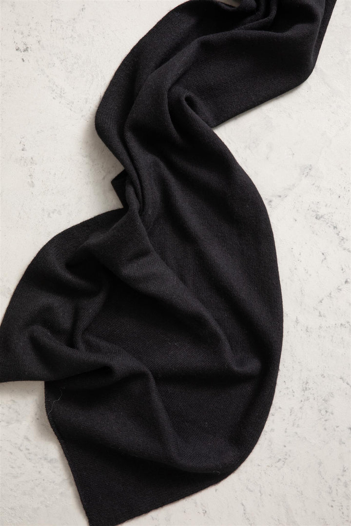 Babette Scarf  Black