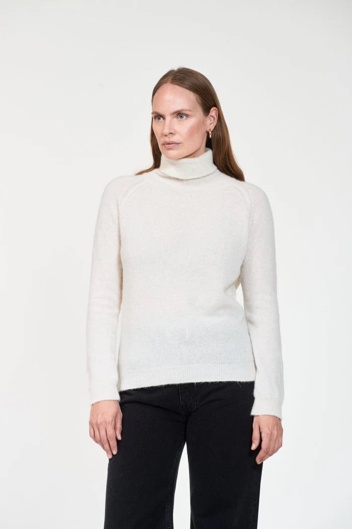 MIA  Offwhite