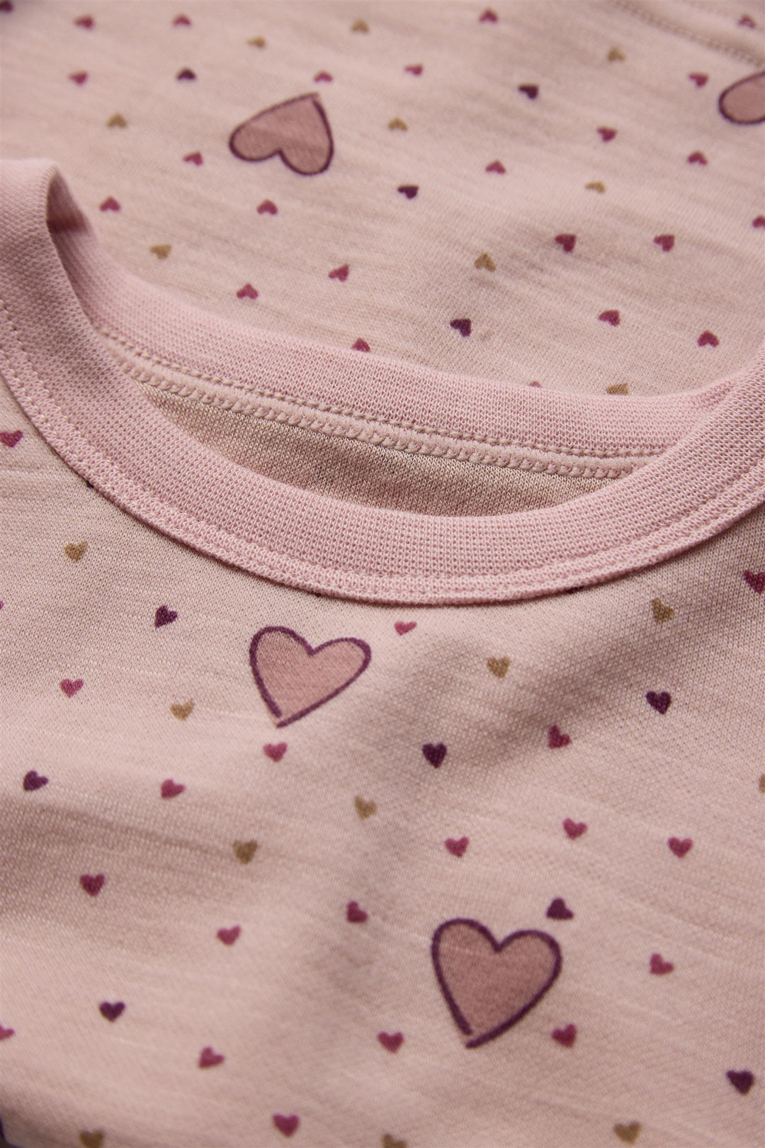 HCAbba Hearts Puff  Dusty Rose