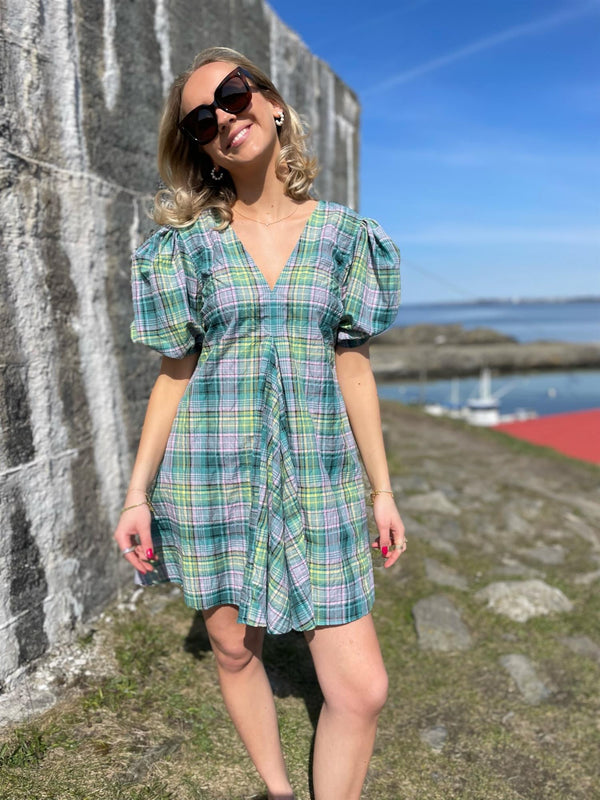 SEERSUCKER CHECK V-NECK MINI DRESS  Lagoon 759