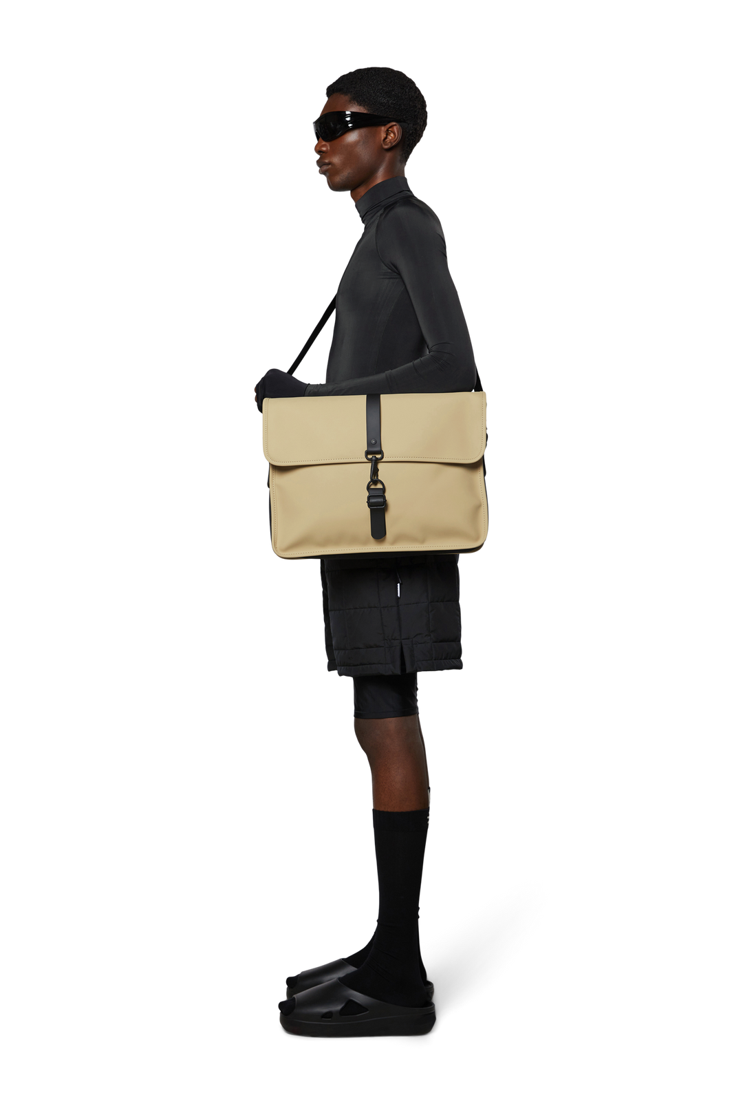 MESSENGER BAG  Sand